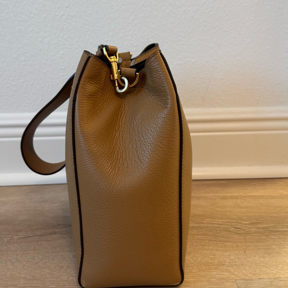 Tory Burch Leather Shoulder Bag/Tiramisu color - Picture 5 of 16